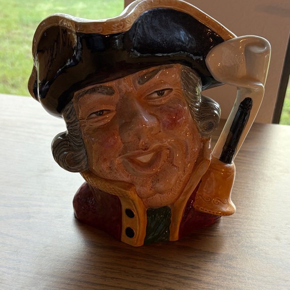Lot of two Royal Dalton character Toby jugs Character Mug